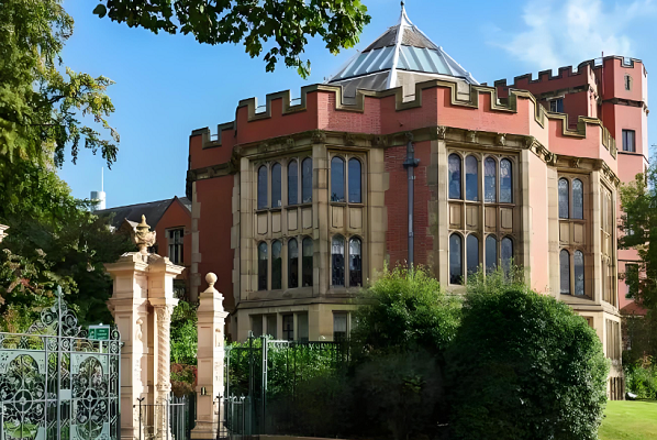 巴斯大學PHYS20202輔導